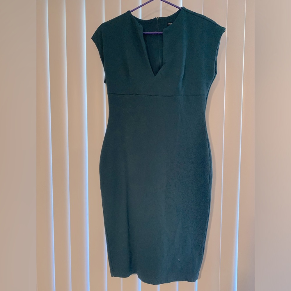 Fashion Nova - L - Emerald Midi Bodycon Dress